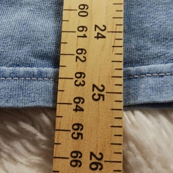 Yacht Club Cotton Tee Women's Small. Aruba Colorful Iguana Graphic/Faded Blue. - Picture 11 of 11